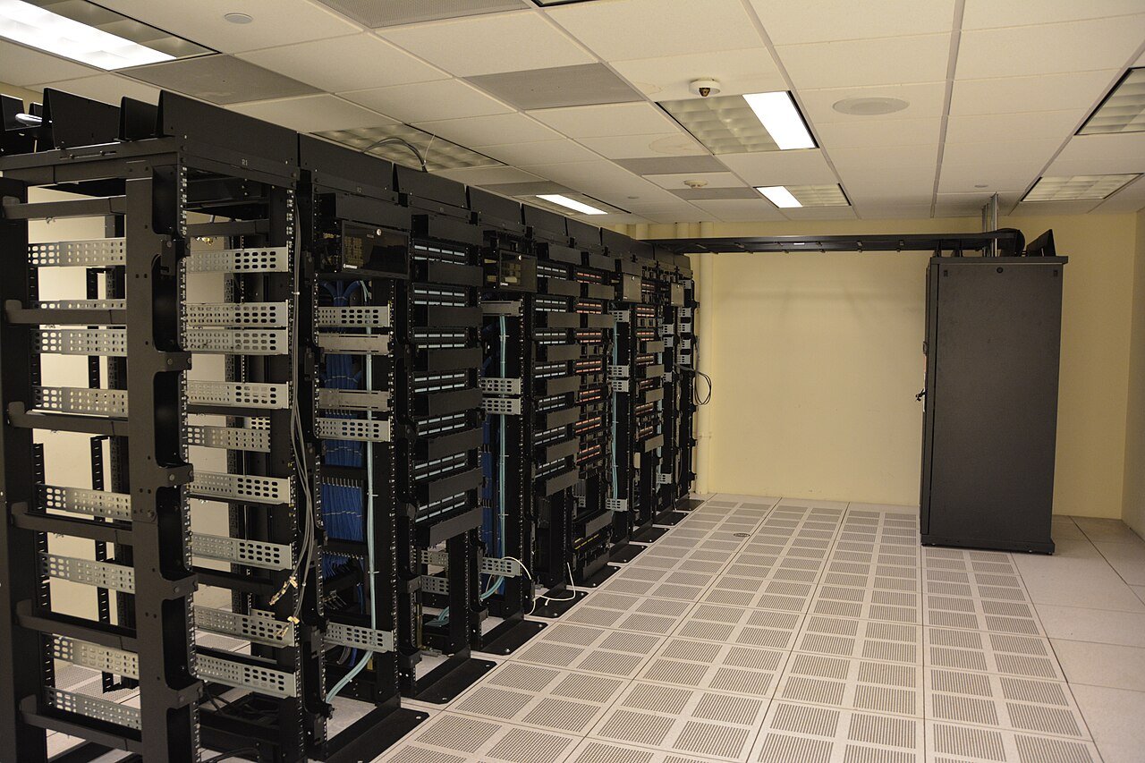 Cloud Egress Costs: A Multi-Cloud Strategy Guide